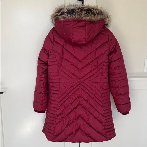 Lands' End PRIMALOFT Warm Burgundy Puffer Jacket Winter Coat Faux Fur Trim Sz M - Picture 2 of 16